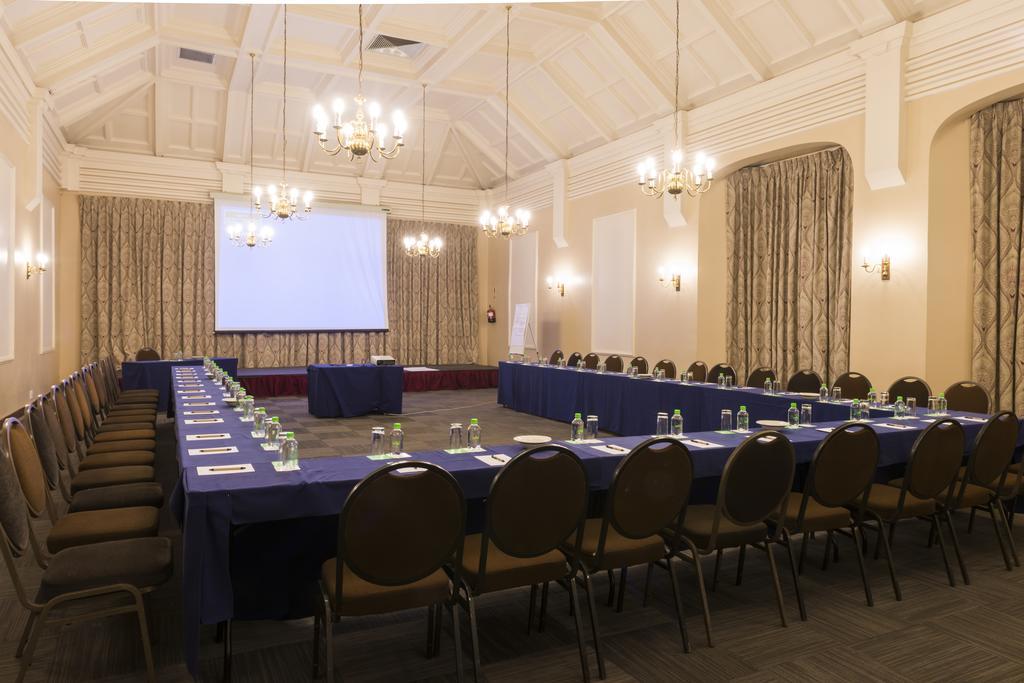 Imperial Hotel By Misty Blue Hotels Pietermaritzburg Ngoại thất bức ảnh