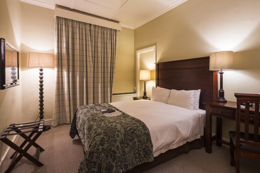 Imperial Hotel By Misty Blue Hotels Pietermaritzburg Ngoại thất bức ảnh