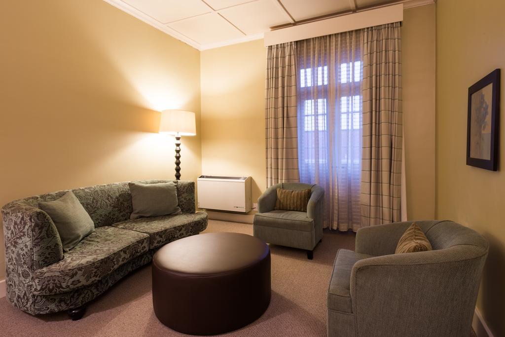 Imperial Hotel By Misty Blue Hotels Pietermaritzburg Ngoại thất bức ảnh
