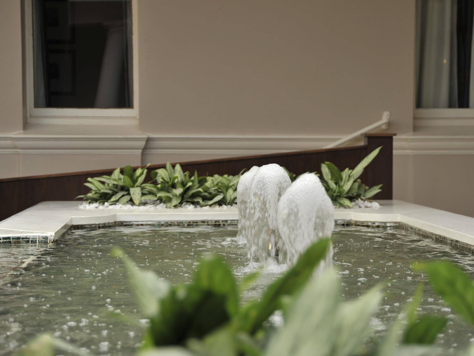 Imperial Hotel By Misty Blue Hotels Pietermaritzburg Ngoại thất bức ảnh