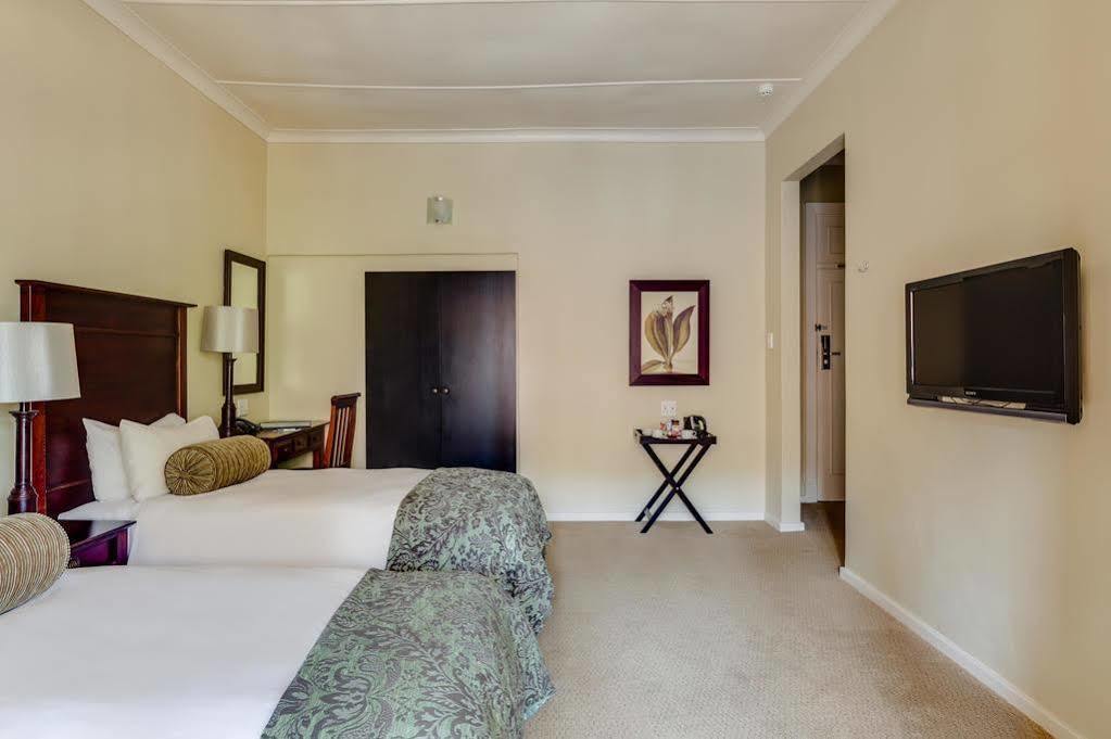 Imperial Hotel By Misty Blue Hotels Pietermaritzburg Ngoại thất bức ảnh